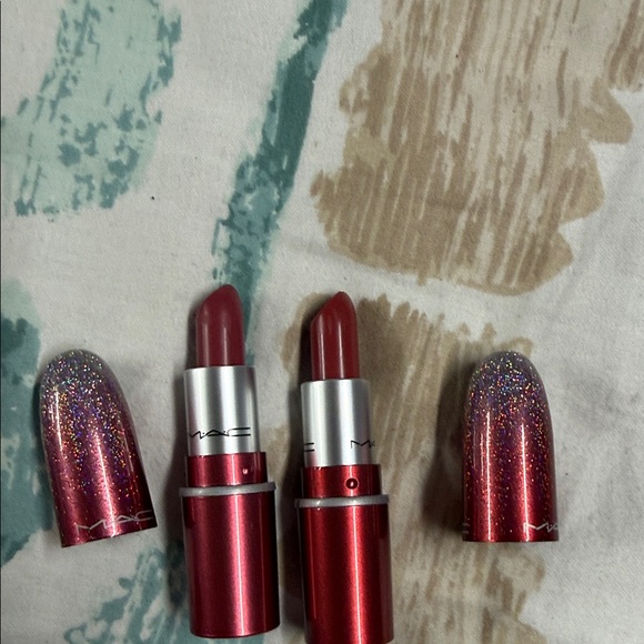 Christmas 🎄 bundle 5- MAC Cosmetics Floral and Silver Key & Card Holder Set - Picture 8 of 10